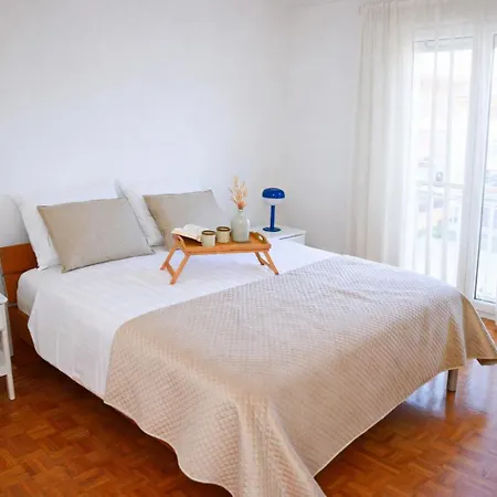 Appartement In Biograd